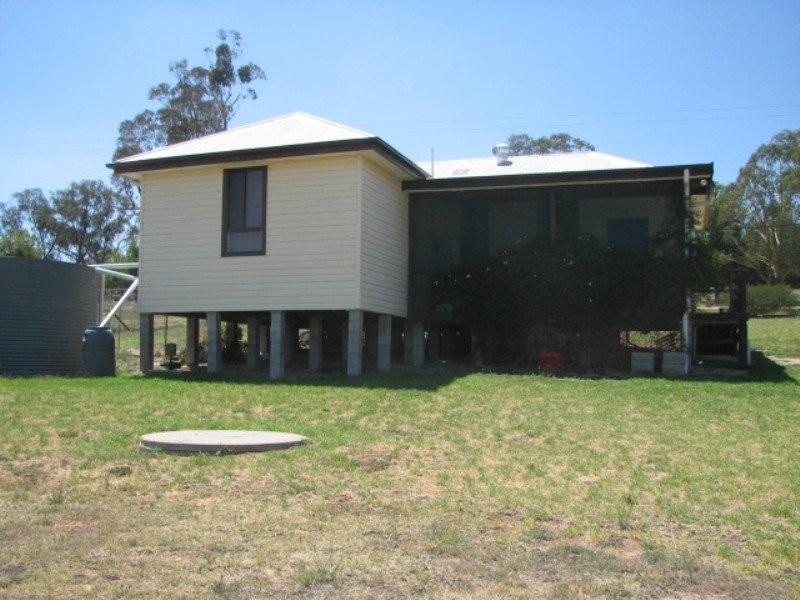 60 Pine Springs Road, Woodstock NSW 2793