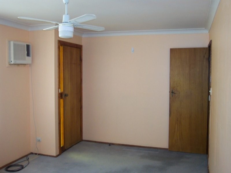 16 Carrington Street, Cowra NSW 2794