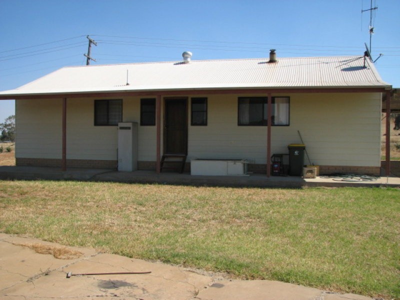 271 Moorbel Drive, Canowindra NSW 2804