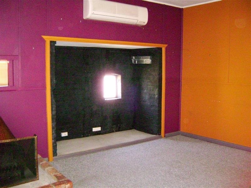 42 East Street, Gooloogong NSW 2805