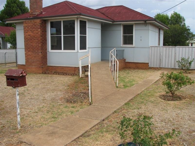 75 Tilga Street, Canowindra NSW 2804