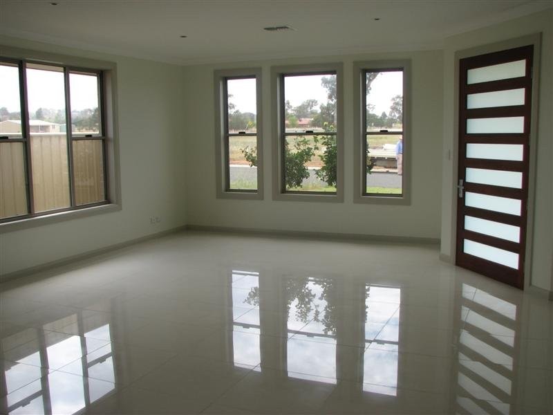 6 Bluebell Street, Canowindra NSW 2804