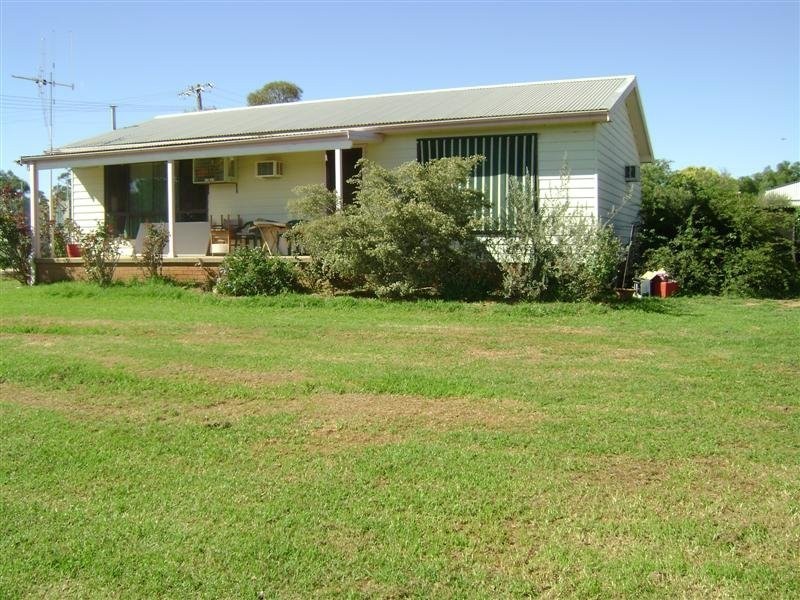 19 Carrington Street, Woodstock NSW 2793