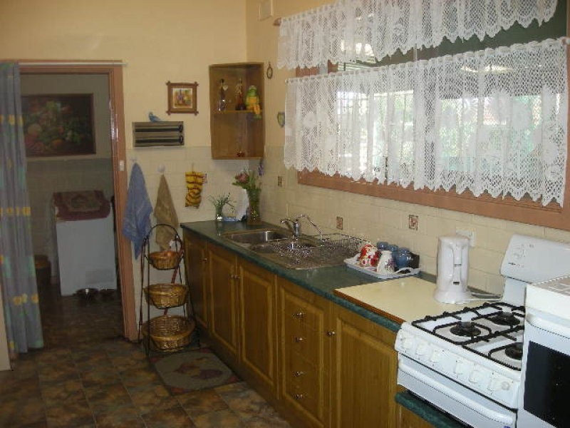 11 Upton Street, Elizabeth Vale SA 5112