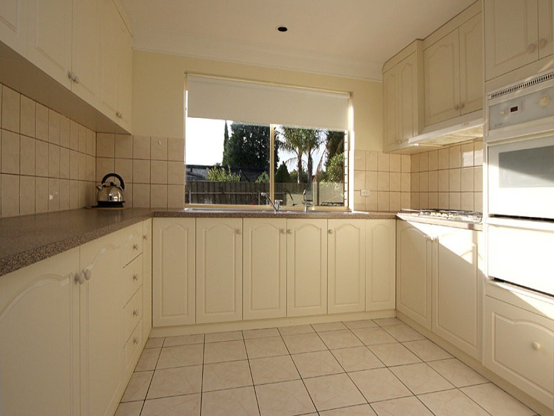 12 Cobblestone Close, Gulfview Heights SA 5096