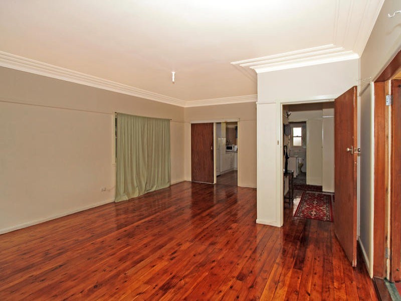 8 Gosby Avenue, Miranda NSW 2228