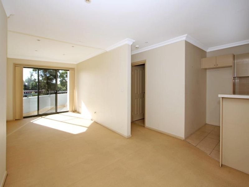 13/52 President Ave, Caringbah NSW 2229