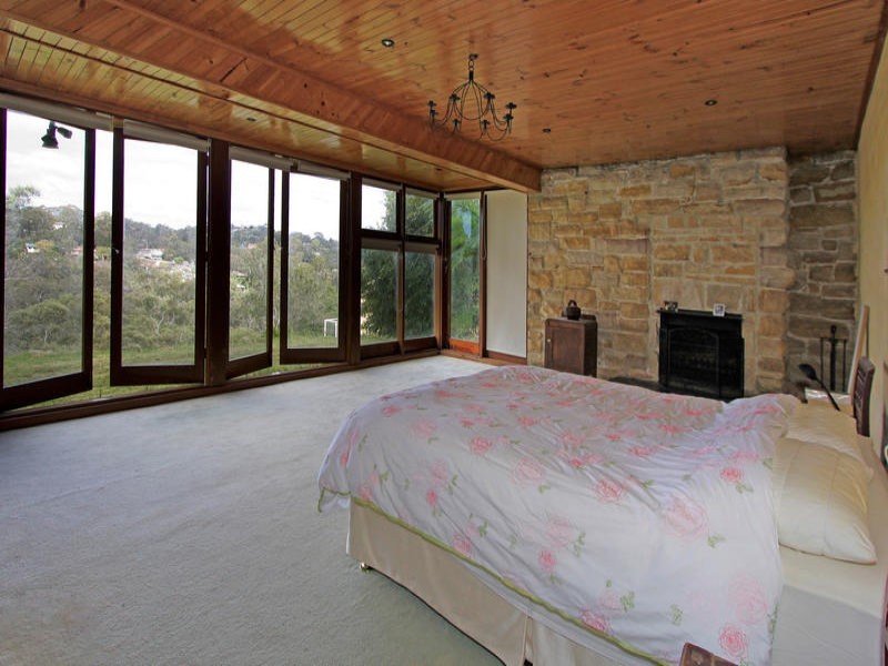 135 Arcadia Avenue, Gymea Bay NSW 2227