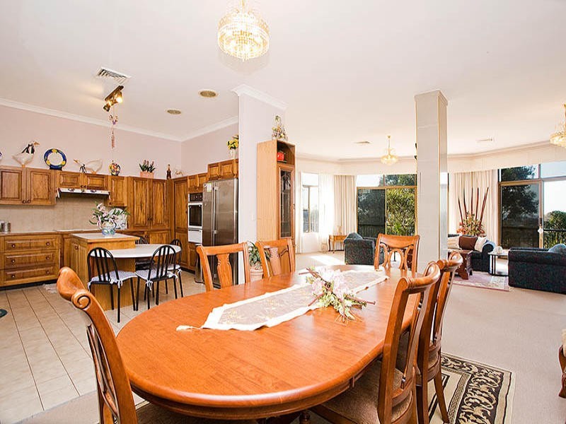 6 Murralin Lane, Sylvania NSW 2224