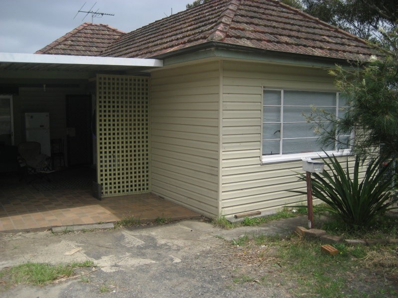 77 Arcadia Ave, Gymea Bay NSW 2227