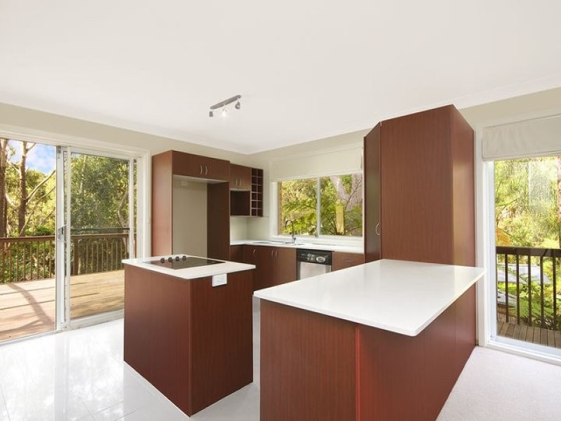 3 Tea Tree Place, Kirrawee NSW 2232