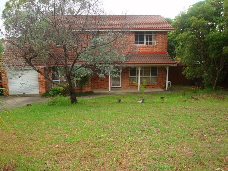 95 Blaxland Drive, Illawong NSW 2234