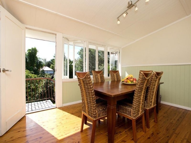 15 Argyle Street, Red Hill QLD 4059