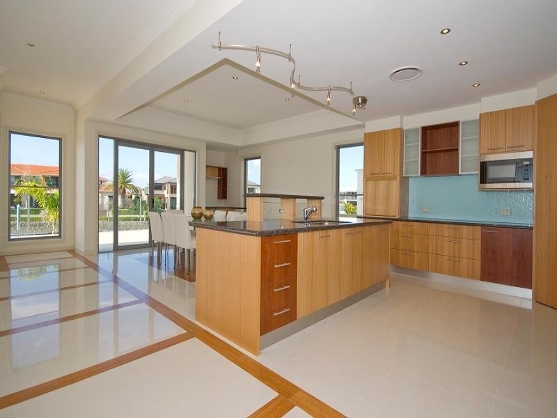 8025 Key Waters, Sanctuary Cove QLD 4212