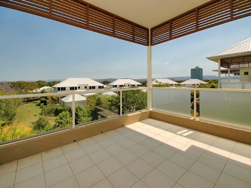 6109 Badon Village. Royal Pines Resort. Ashmore Rd, Benowa QLD 4217