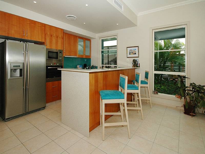 6109 Badon Village. Royal Pines Resort. Ashmore Rd, Benowa QLD 4217