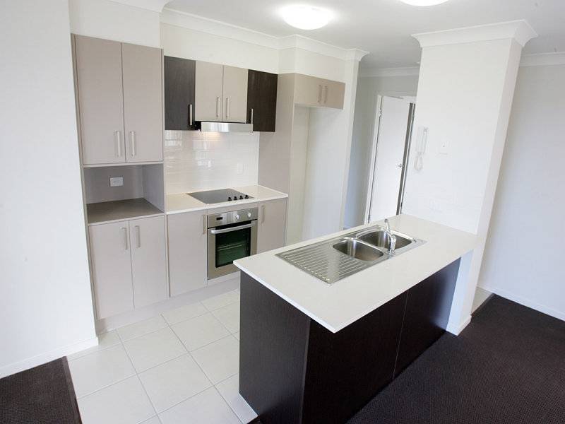 111-113 Pacific Cove Apartments. Golden Four Drive, Bilinga QLD 4225