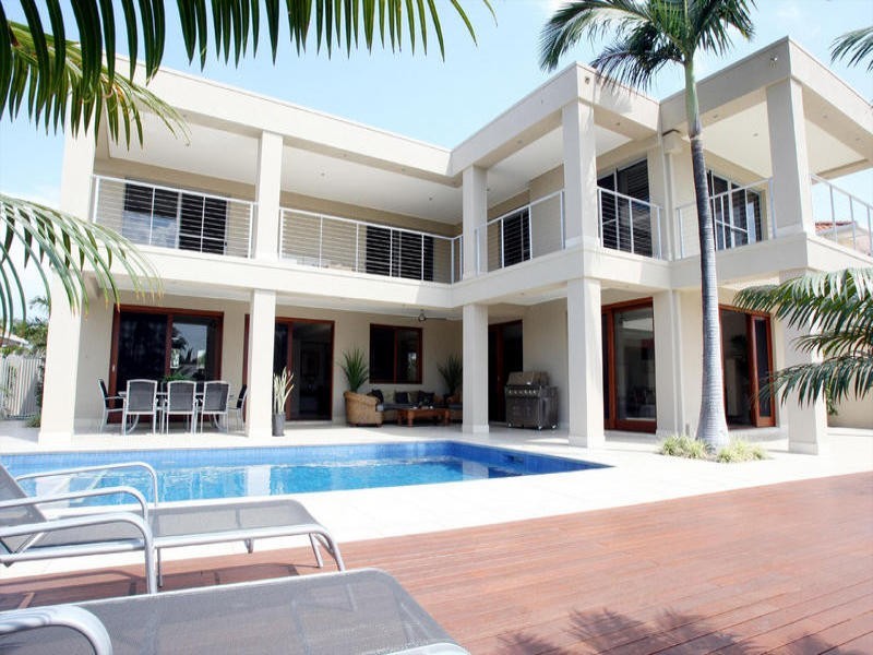 48 Charolais Crescent, Benowa QLD 4217