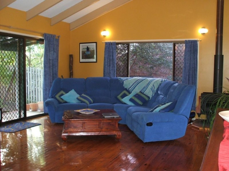 65 Currumburra Road, Ashmore QLD 4214