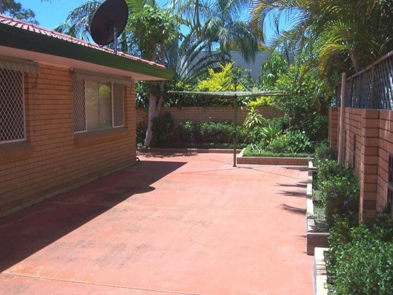 42 Verona Avenue, Isle Of Capri QLD 4217