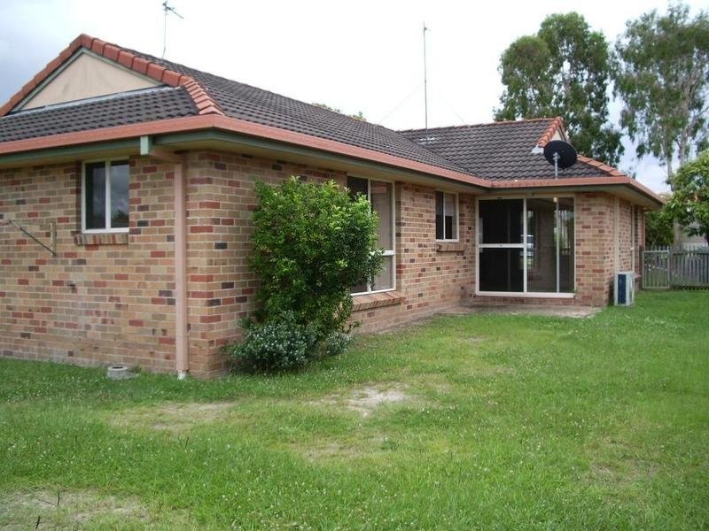19 Macadie Way, Merrimac QLD 4226