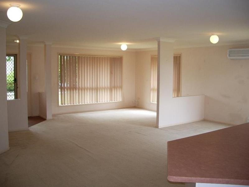 19 Macadie Way, Merrimac QLD 4226