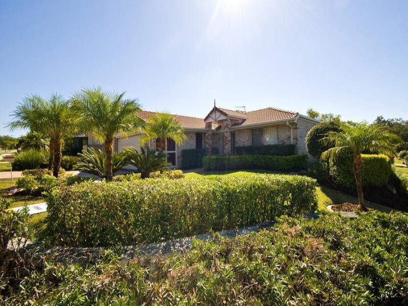 35 Crestwood Drive, Molendinar QLD 4214