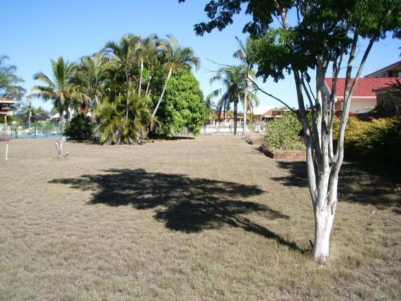2a Mercedes Place, Bundall QLD 4217