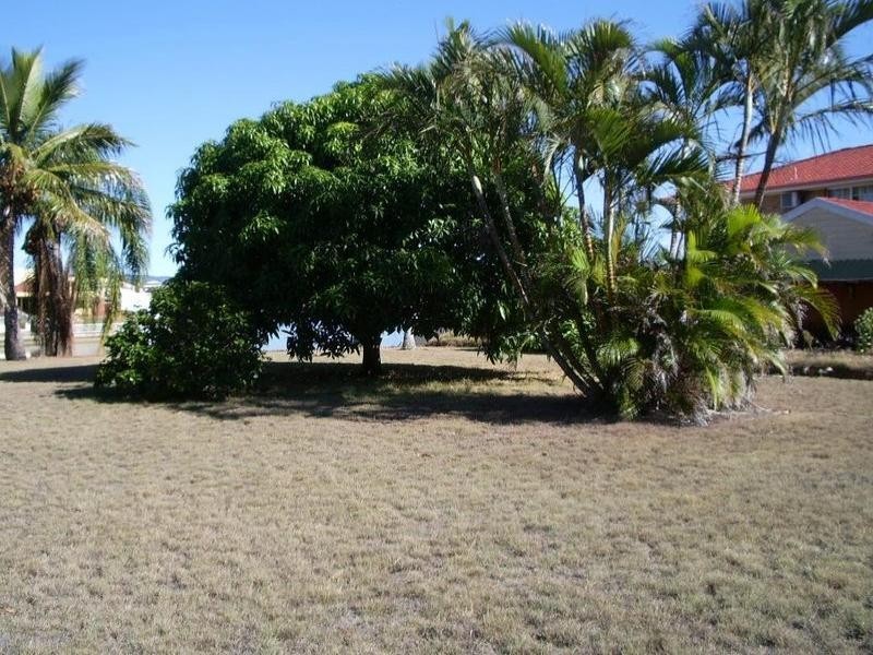 2a Mercedes Place, Bundall QLD 4217