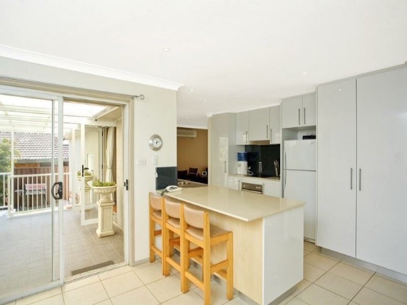 11 Rialto Place, Heathcote NSW 2233