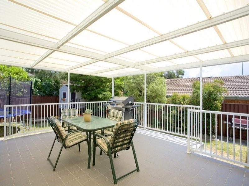 11 Rialto Place, Heathcote NSW 2233