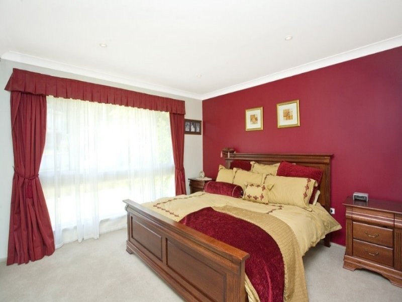 11 Rialto Place, Heathcote NSW 2233