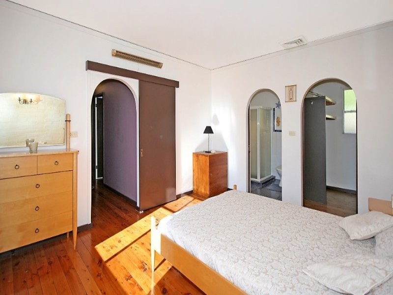 14 Awatea Place, Engadine NSW 2233