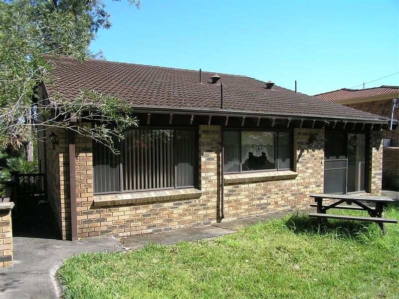 54 Yugari Crescent, Daleys Point NSW 2257
