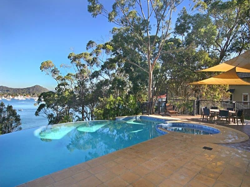 96 Daley Avenue, Daleys Point NSW 2257