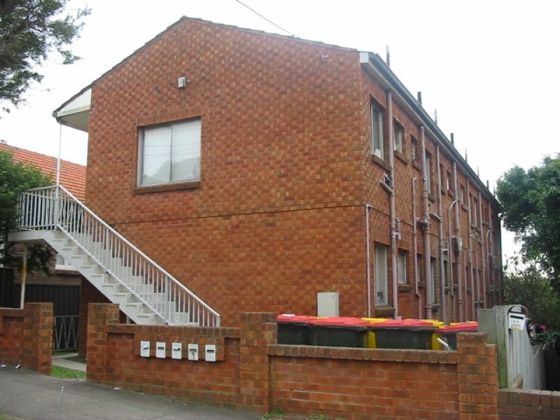 13 Schwebel Street, Marrickville NSW 2204