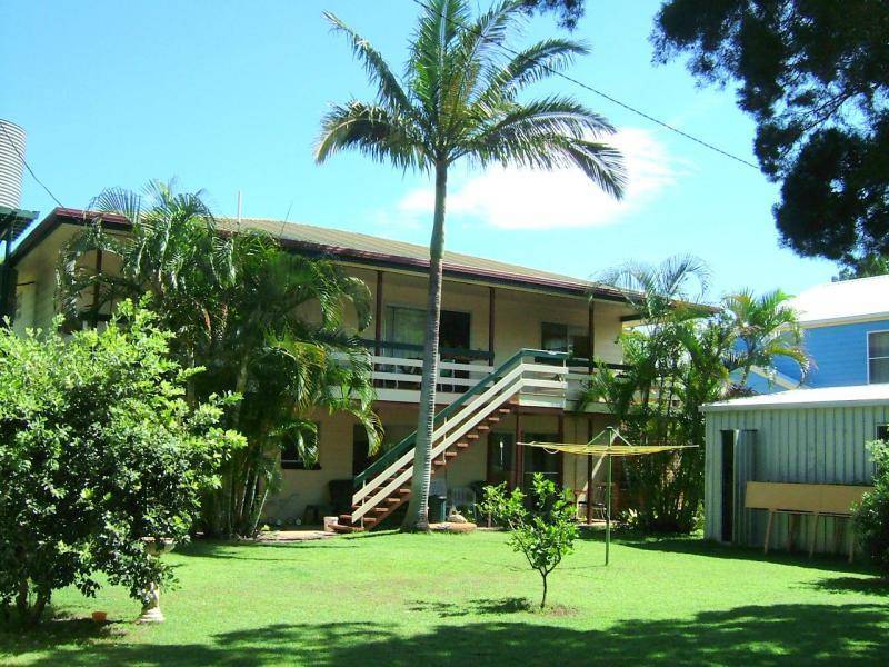 14 Marsh Street, Bulwer QLD 4025