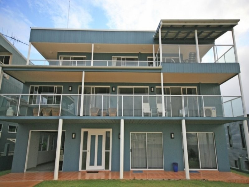 4 Triton Street, Tangalooma QLD 4025