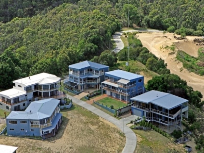 4 Triton Street, Tangalooma QLD 4025