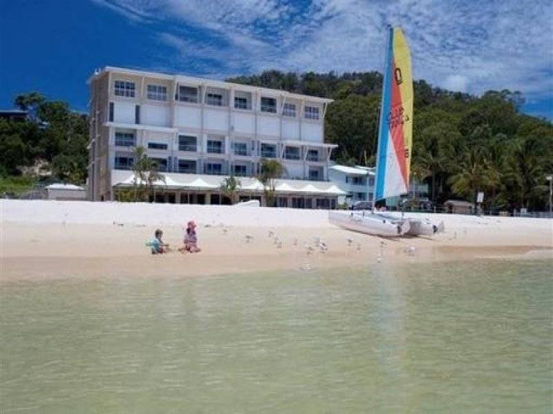 Deep Blue Apt 8 at Tangalooma Resort, Moreton Island QLD 4025