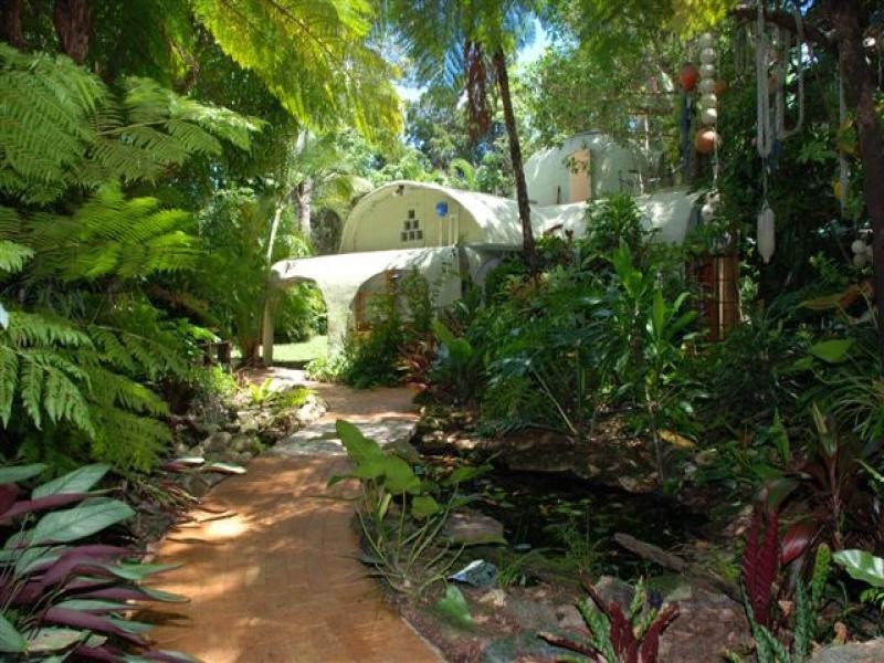 6 William Leslie Street, Moreton Island QLD 4025
