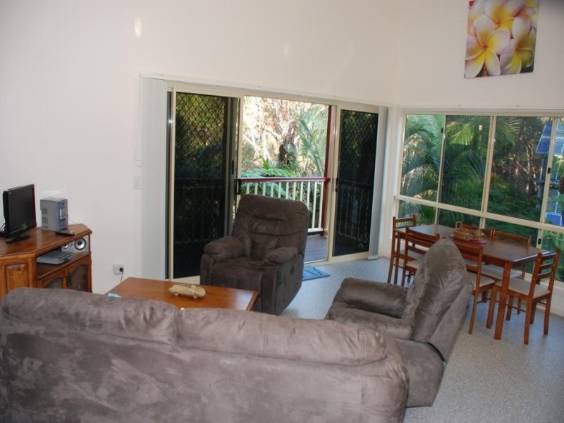 3/4 Dorothey Newnham Street, Cowan Cowan QLD 4025