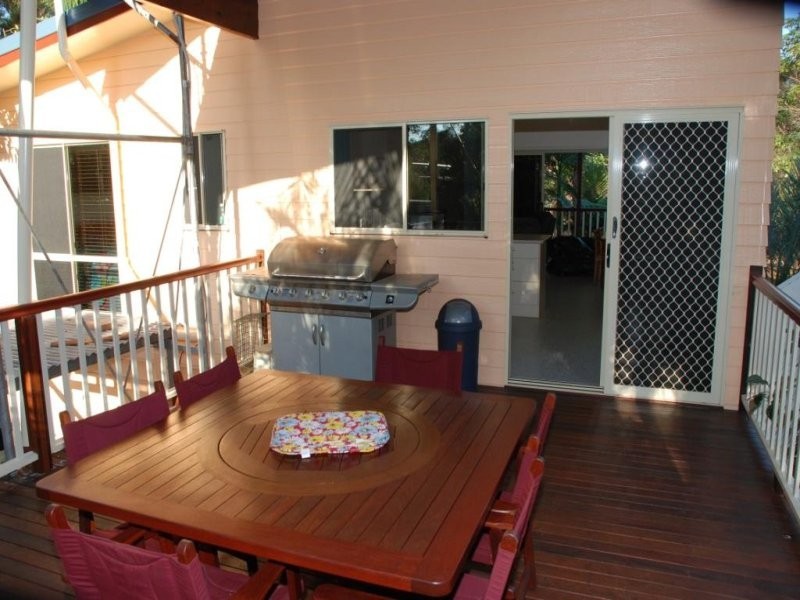 3/4 Dorothey Newnham Street, Cowan Cowan QLD 4025