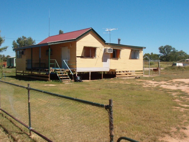 3 Adrian Street, Charleville QLD 4470