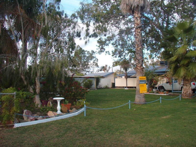 9-11 Walter Street, Charleville QLD 4470