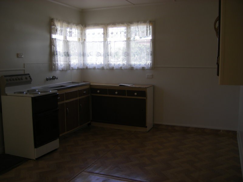 12 Isabella Street, Mitchell QLD 4465