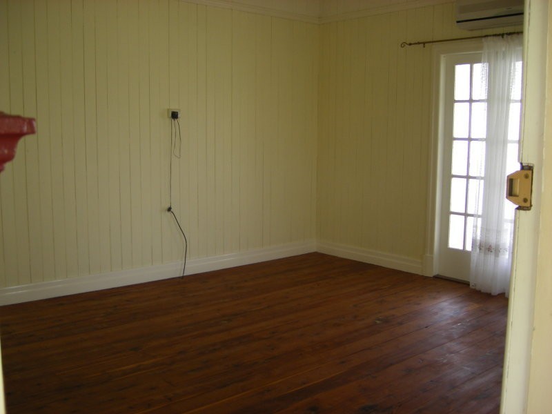 164 Alice Street, Mitchell QLD 4465