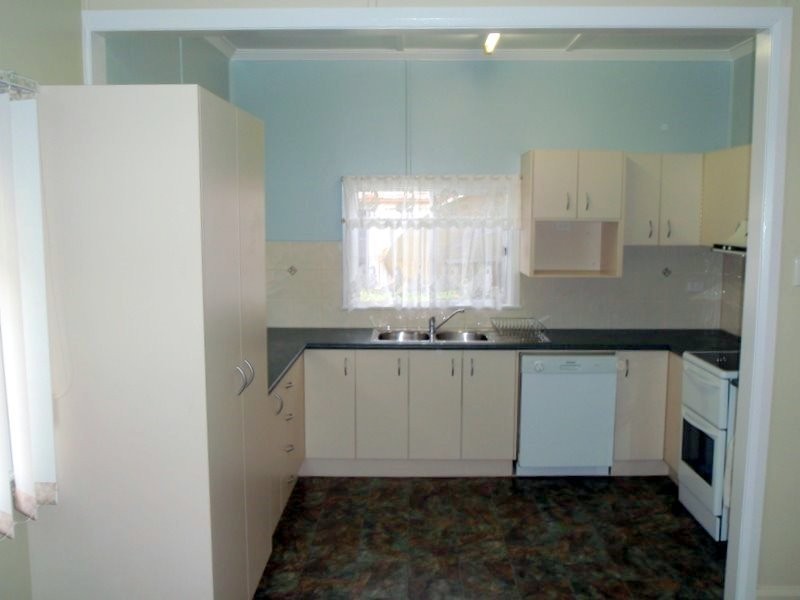 11 Burke St, Charleville QLD 4470