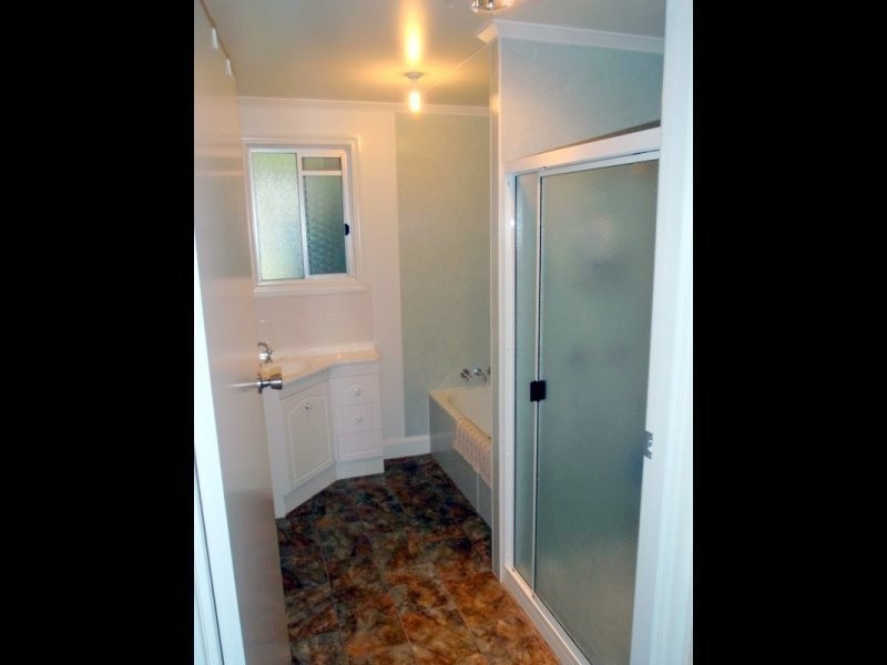 11 Burke St, Charleville QLD 4470