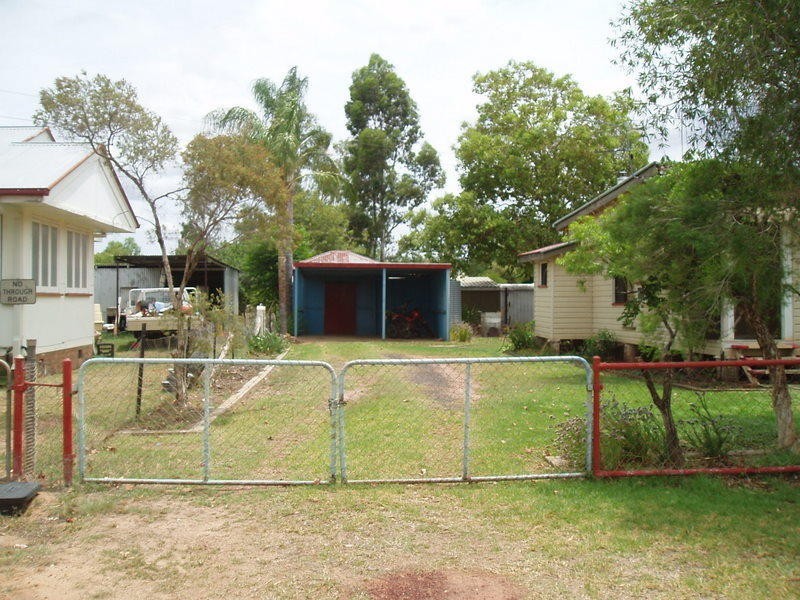 20 Hunter St, Charleville QLD 4470